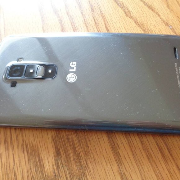 LG G Flex Android Smart Phone - Picture 4 of 11